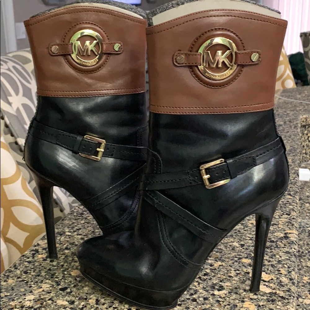 Michael Kors Two Tone boots